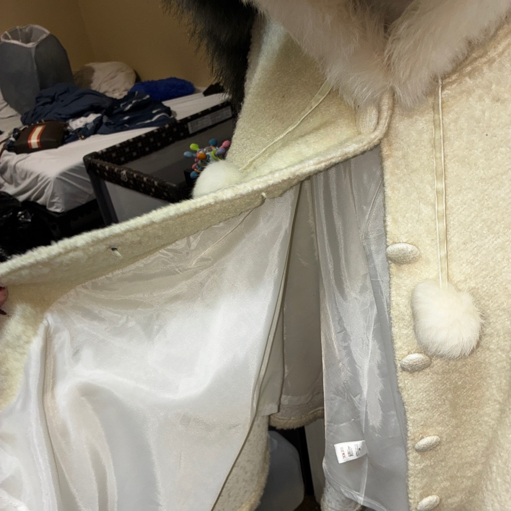 LIZ LISA Cream Hooded Cape with Pom Poms - Picture 5 of 6